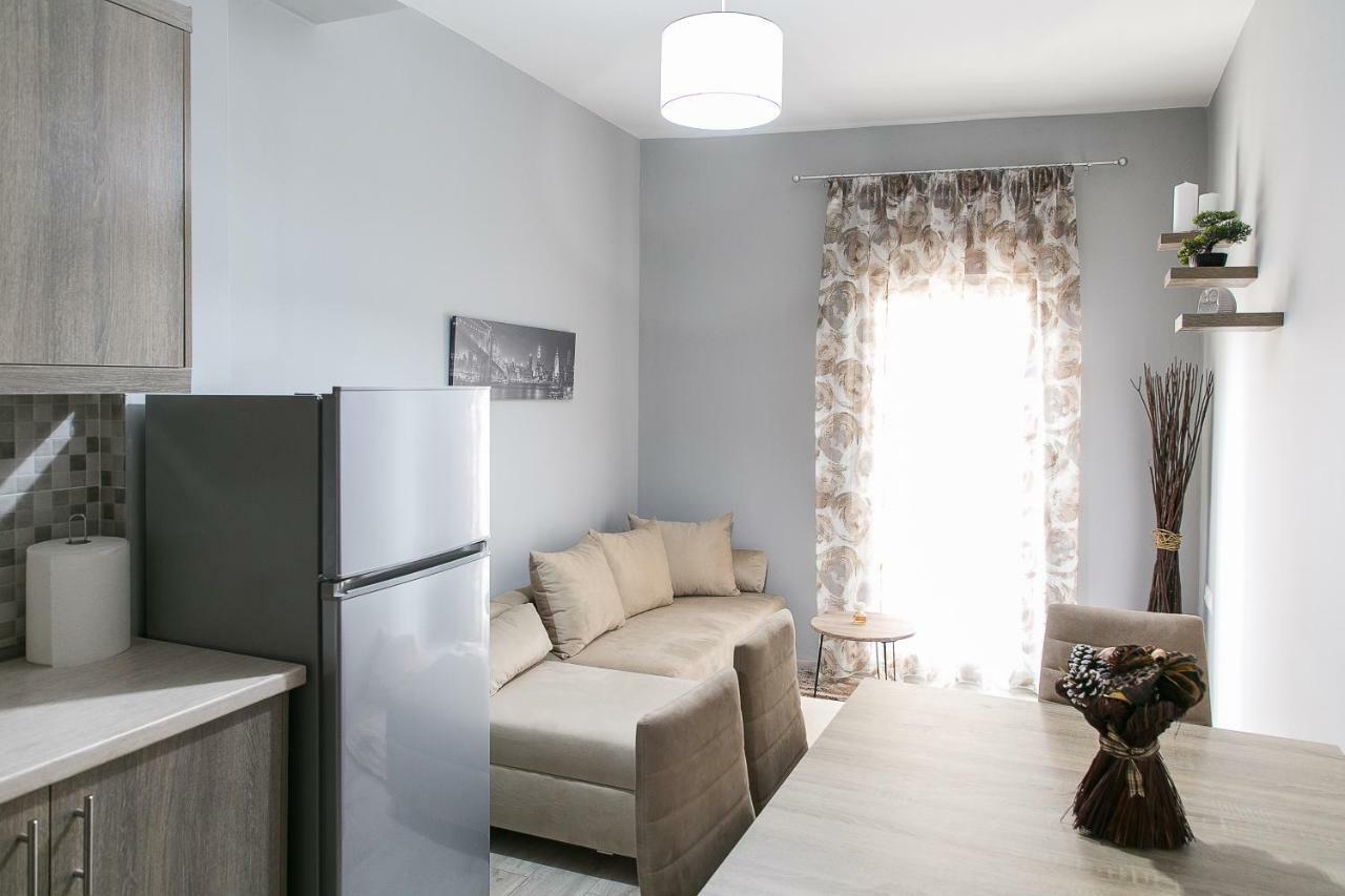 Luxury Apartment 65M2 Downtown เทสซาโลนิกิ ภายนอก รูปภาพ
