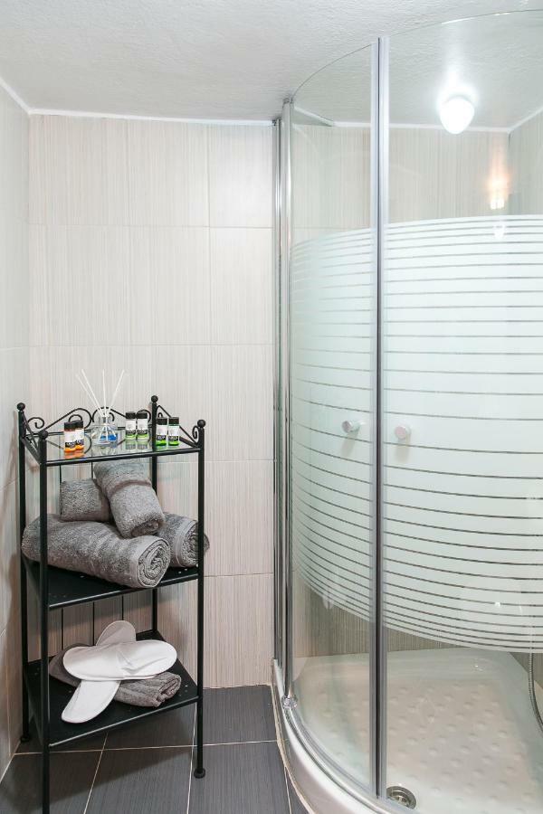 Luxury Apartment 65M2 Downtown เทสซาโลนิกิ ภายนอก รูปภาพ